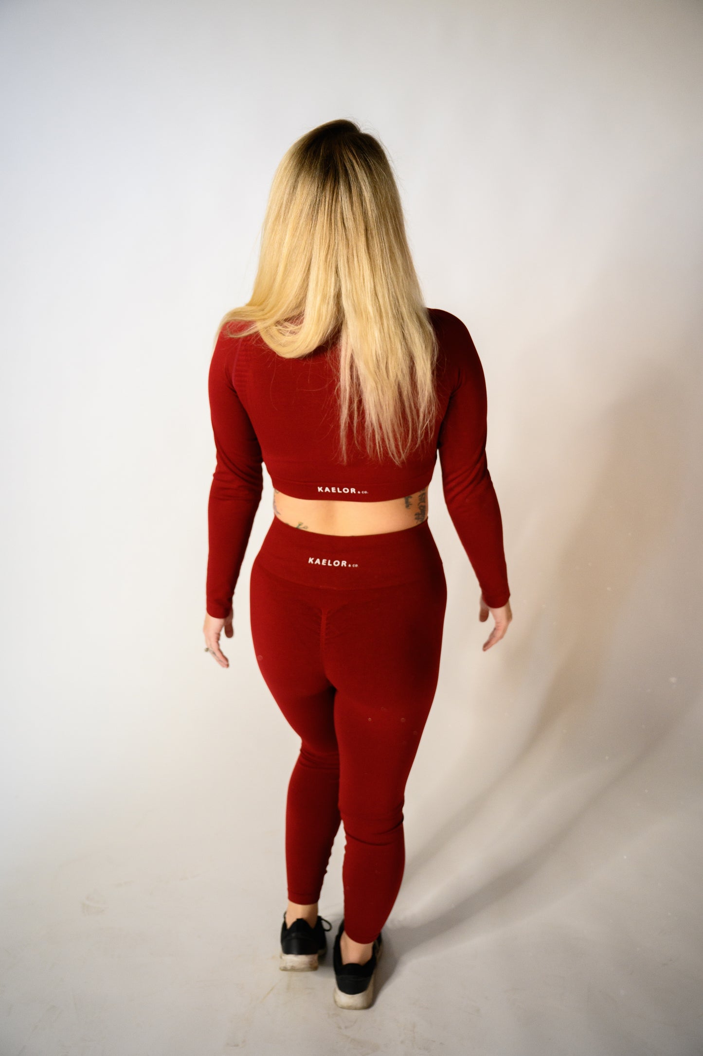 The Kaelor Long Sleeve Crop Top